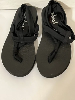 Sandalias de espuma de yoga Skechers para mujer - negras - talla 6 Foto 1 de 4