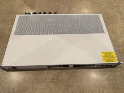 Conmutador CISCO C1300-24P-4G Catalyst 1300 24 puertos GE, PoE, 4x1G SFP Foto 1 de 4