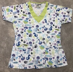 Under The Sea Scrub Top Women’s UA Scrubs Beach Summer V-Neck Pockets Size S - Picture 1 of 10