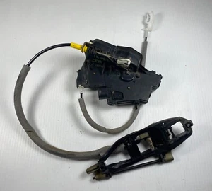 2002-05 BMW E46 330i 325i PASSENGER FRONT DOOR LOCK LATCH ACTUATOR 7011244 - Picture 1 of 3