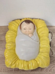 Vintage Plastic Blow Mold Child Nativity Baby Jesus In A Hay Manger Tested Works - Picture 1 of 6