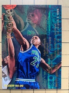 1995-96 FLEER KEVIN GARNETT #293 - Rookie! - Foto 1 di 2