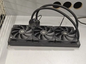 Liquid CPU Cooler Radiator - For Parts, No Packaging - Afbeelding 1 van 8