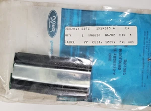 Camión Ford Cuarto de esquina 1985 F350 moldura cromada E5TZ-1529315-A fabricante de equipos originales como nuevo - Imagen 1 de 3