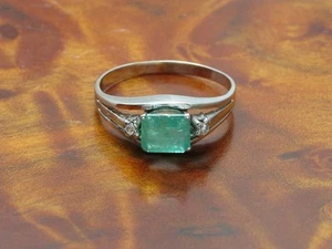 18kt 750 Weißgold Ring mit Diamant & 0,72ct Smaragd Besatz / 2,8g / RG 54 - Bild 1 von 6