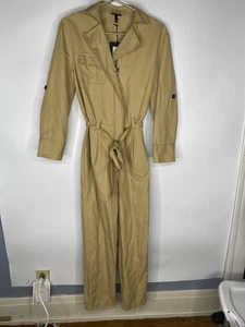 Mono Who What Wear bronceado para mujer con lazo en la cintura manga enrollable XS NUEVO - Imagen 1 de 3