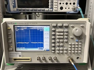 Anritsu Spectrum Analyzer with RF Transmitter Tester MS8609A 9kHz-13.2GHz Tested - Foto 1 di 12