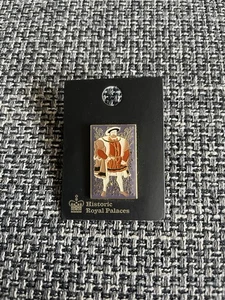 Historische Königspaläste Heinrich VIII Wandteppich Pin Anstecker Neu - Bild 1 von 2