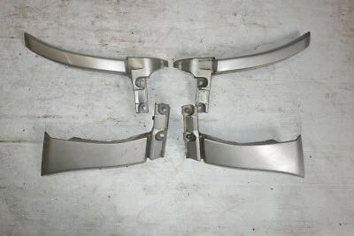 JDM 1998-2002 SUBARU FORESTER STi SF5 OEM SIDE SKIRTS FENDER FILLERS FORESTER Foto 1 de 4