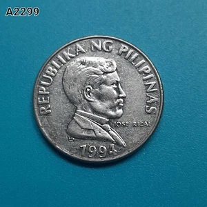 Philippines 1 Piso 1994 Anoa Mindorensis Small Type Tamaraw Quality Coin - Picture 1 of 2