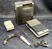 Vintage 1960's Phillips EL3302 Portable Cassette Recorder Case Microphone Works