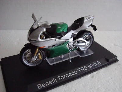 Benelli Tornado Tre 900 LE grün silber  Topmodell  1:24 Top !! - Bild 1 von 2