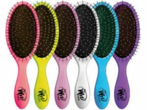 New the Wet Brush Professional Salon Detangling Hairbrush boxed GIFT - Picture 1 of 6
