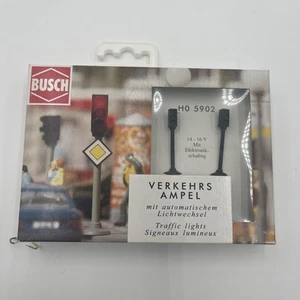 HO Scale 1:87 Busch 5902 Traffic Light Set - Picture 1 of 3