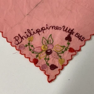Pañuelo Segunda Guerra Mundial Filipinas Esposa 1945 Rosa Bordado Pañuelo De Colección LEER - Imagen 1 de 6