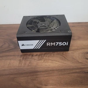 Corsair ATX RM750i (RPS0008) 750W, bloc d'alimentation gaming, modulaire, testé - Photo 1/6