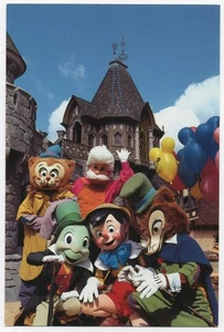 ANAHEIM CA Postkarte DISNEYLAND PINOCCHIO & PALS Jiminy Cricket/Geppetto/Rascals - Bild 1 von 2