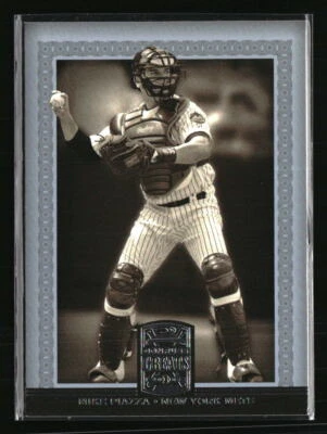 Mike Piazza 2005 Donruss Greats #107  Baseball Card - Image 1 of 2