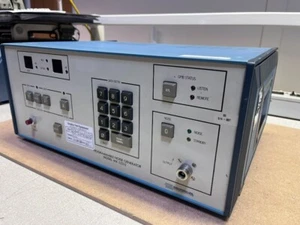 Micronetics Inc MX5200 1GHz Programmable Noise Generator - Picture 1 of 3