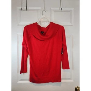 NEW Women's sz 1 Torrid 1X Red 3/4 Sleeved Sweater - Picture 1 of 8