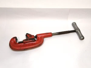 Ridgid No 2A - 1/8 to 2" Heavy Duty Pipe Cutter - Picture 1 of 4