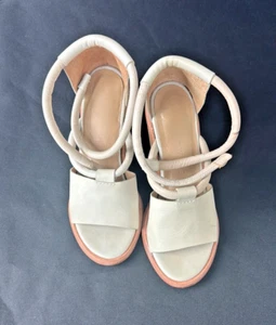 Wal & Pai Orum 2neutral  summer sandals - Picture 1 of 10