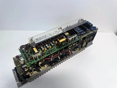 Servoaccionamiento Okuma BL-D50A con placa SVC-A E4809-770-015-B Foto 1 de 4
