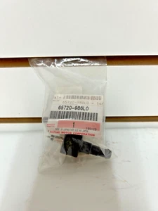 SUZUKI OEM 65720-986L0 FUEL CONNECTOR ENGINE SIDE MALE - Picture 1 of 1