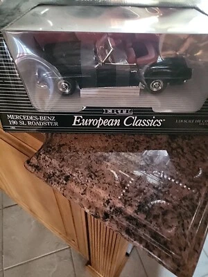 ESCALA 1:18 MERCEDES BENZ 190 SL ROADSTER ERTL CLÁSICOS EUROPEOS Foto 1 de 3