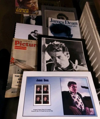 James Dean Icon Stamps, Postcards Picture Books Docs etc Collectable Memorabilia - Image 1 of 4