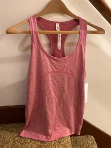 NWT Lululemon Run Swiftly Tech Racer Back Tank SZ 10 VLRD/WHT/SLVR - Picture 1 of 4