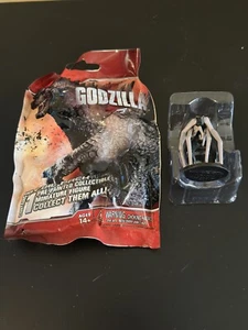 2014 GODZILLA NECA WIZKIDS FEMALE MUTO HEROCLIX LEGENDARY FEMUTO MINI FIGURE - Picture 1 of 7
