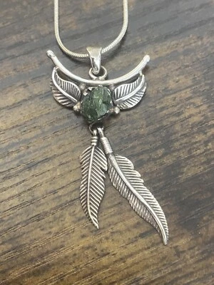 Collar Cromo Diópsido y Pluma Corazón Chakra Alta Vibración Cristal Amor 0828 Foto 1 de 4