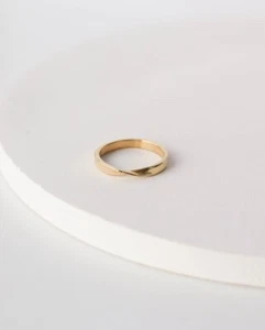 Real Solid 14K Yellow Gold Wedding Engagement Women's Band Gift For Her - Picture 1 of 8