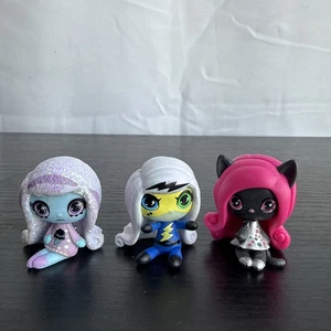 Konvolut 3 Monster High Mini Ghule kleine Figuren gebraucht - Bild 1 von 9