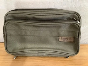 Briggs and Riley Hanging Toiletry Kit (Green) - Picture 1 of 10