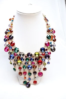 Collar Natasha Tono Dorado Multicolor Crystasl Distintivo $48 Nuevo Foto 1 de 4