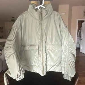 Fabletics All Weather Puffer Jacket Dark Moss Shine Khloe Kardashian XXL 1X - Bild 1 von 11