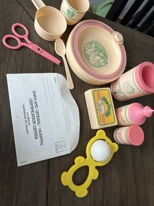 Accessori bambola toppa cavolo vintage 1983 set cura bambino e certificato nascita - Foto 1 di 9