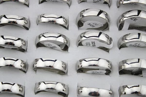 Anillos de joyería unisex de acero inoxidable estilo moderno lotes a granel de 50 piezas - Imagen 1 de 3