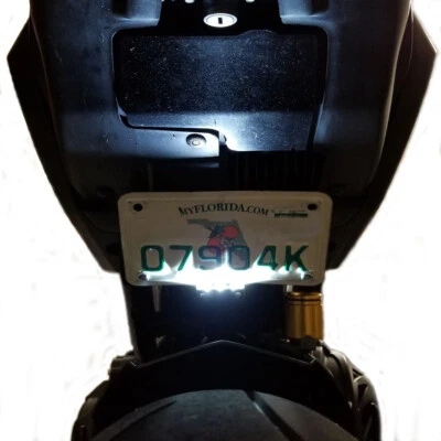Eliminador de guardabarros Yamaha FZ09 14-16 con soporte de etiqueta LED para luz de etiqueta FZ 09 cola ordenada Foto 1 de 3