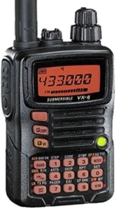 Yaesu VX-6R 5W Wielopasmowy ręczny nadajnik-odbiornik FM - Zdjęcie 1 z 4