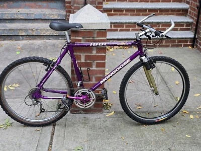 Mongoose Iboc Comp Sx 7005AL 21-SPEED Frame Size Is 51cm Mountain Bicycle  - Image 1 of 4