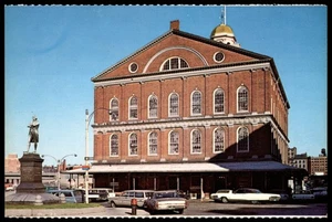 Vintage Faneuil Hall Boston Postcard Plastichrome by Colourpicture - Picture 1 of 2
