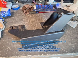 Havis C-HDM-153 Pedestal Mount Ford 2013 To 2019 Explorer Interceptor Utility - Afbeelding 1 van 7