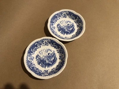 Two Willow Pattern Chinoiserie Dishes Seaforth Pottery England Chip Crack Both - Image 1 of 4