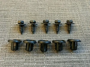 VAUXHALL RIVETTO A VITE TRIM CLIP PANNELLO AUTO PARAURTI METALLO FISSAGGIO A VITE - Foto 1 di 10