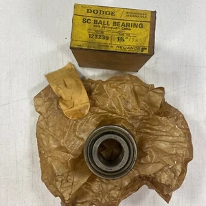 Dodge SC Ball Bearing 123239 With Springlok Collar 1-5/16" Shaft - Picture 1 of 5