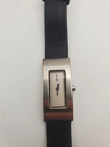 Women's DKNY Leather Strap Watch.  L16 - Picture 1 of 5