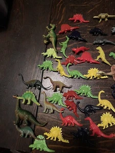 Dinosaur Lot Of 40-50 Loose Toys  - Picture 1 of 5